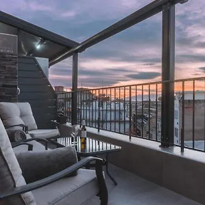 Avocado Balcony Suites Thessalonique